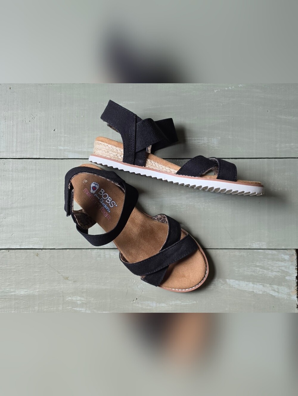 BOBS by Skechers Desert Kiss Wedge Sandals EUC